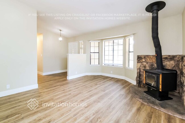 Foto del edificio - 627 Myrtle Ave