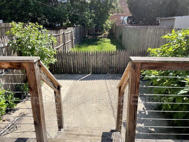 Foto del edificio - 145 S Beaver St