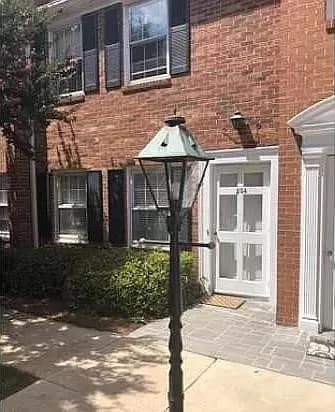 Exterior Entrance - 304 Hanover Arms Ct