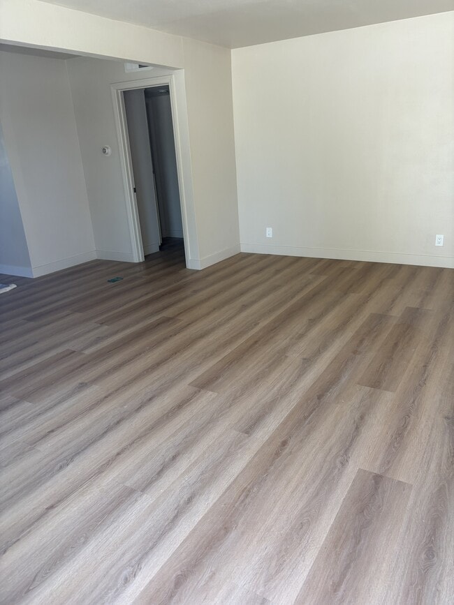 Photo - 2286 Canyon Dr (Costa Mesa, CA) Apartments