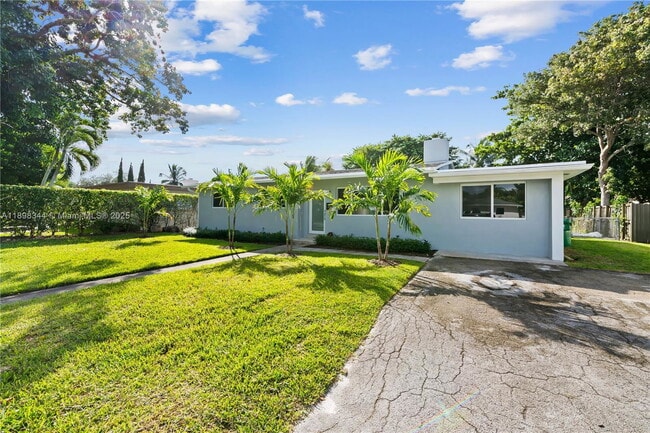 Foto del edificio - 8560 SW 126th Terrace