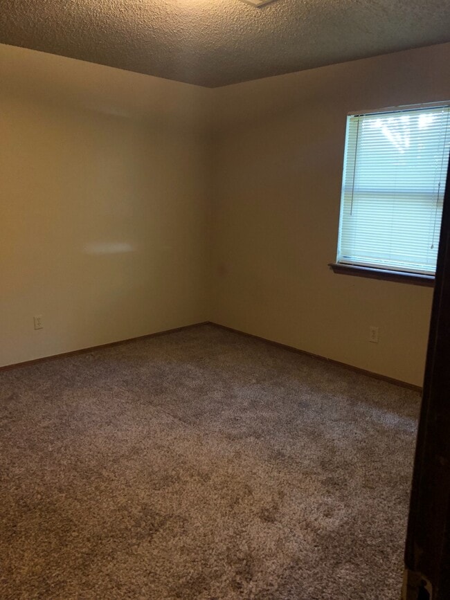 Foto del edificio - Perfect Location!