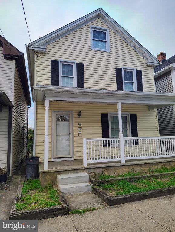 Building Photo - 518 Brunswick St