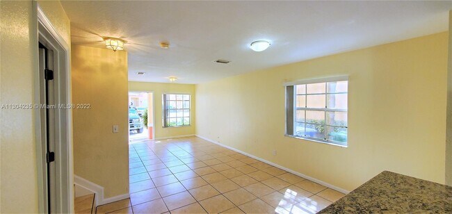 Foto del edificio - 2250 SW 87th Way