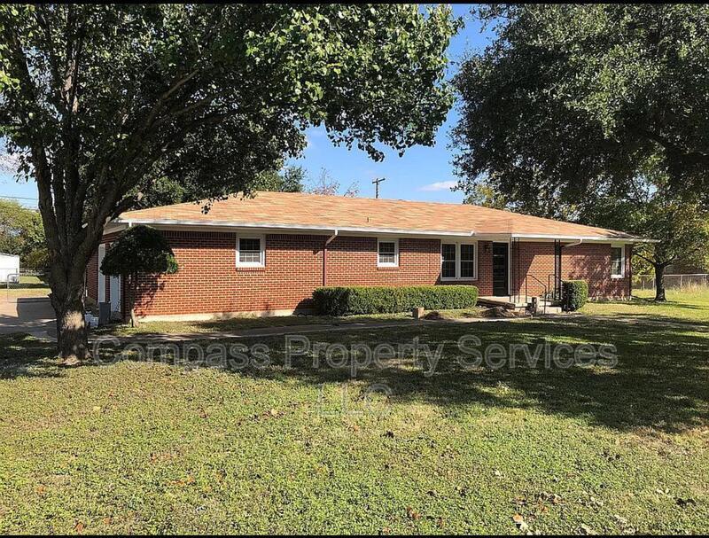 Foto principal - 311 Santa Fe Dr