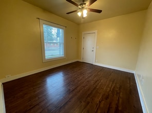 Building Photo - 808 N 15th St
