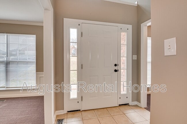 Building Photo - 4866 Orchard Hill Dr