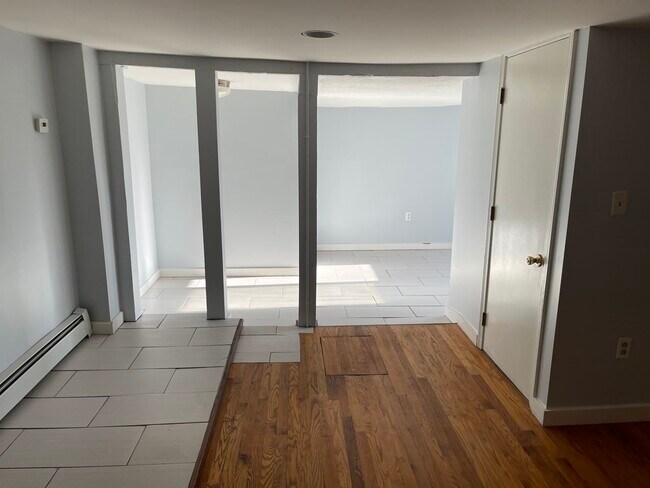 Foto del edificio - 10 Harbor View Ave