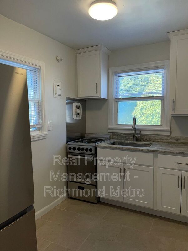 Foto del edificio - 602 E Brookland Park Blvd
