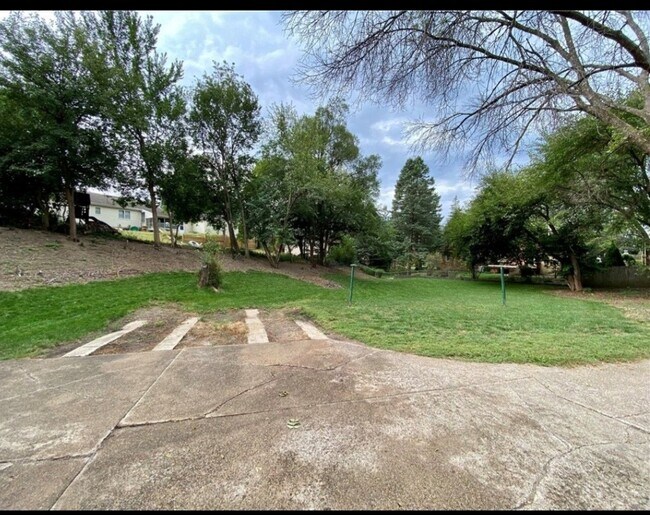 Foto del edificio - 1510 DelMatro, Ct