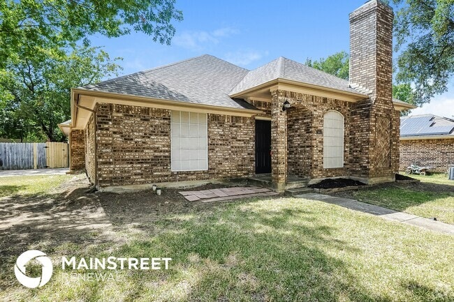 Building Photo - 808 Quail Brook Dr