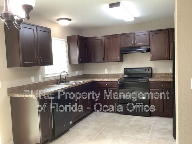 Foto del edificio - 16784 SW 30th Avenue Rd