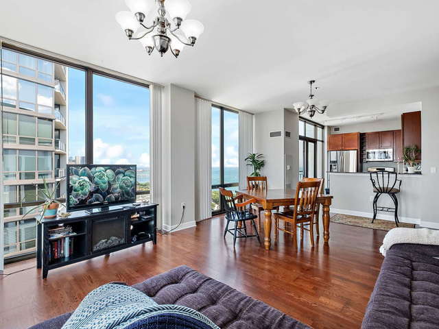 Foto del edificio - 233 E 13th St