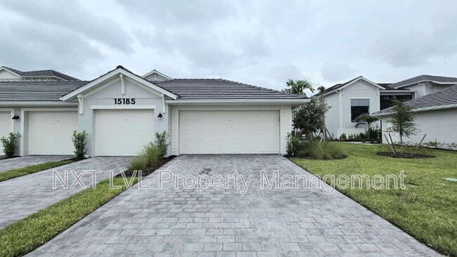 Foto del edificio - 15185 Bluffton Ln