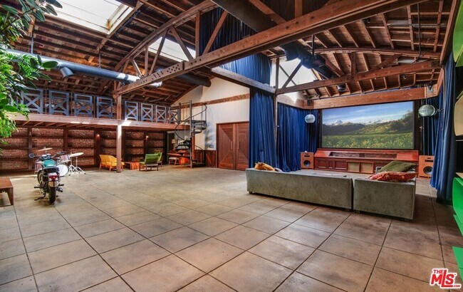 Foto del edificio - 1411 N Broadway