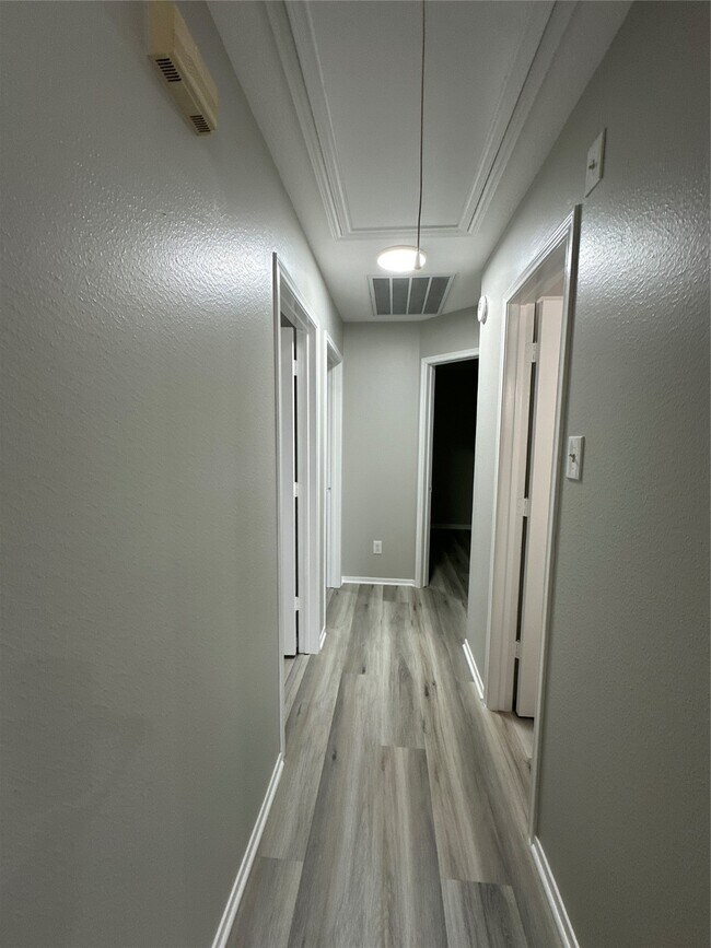 Building Photo - 11411 Oak Lake Vista Ct