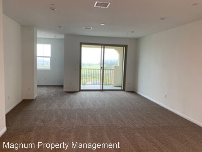 Building Photo - 4 br, 3.5 bath House - 1610 Holly Leaf Way