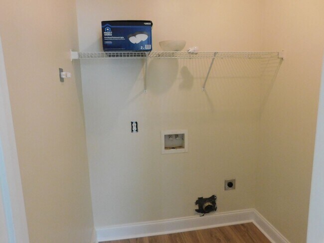 Foto del edificio - 308 Daniels St