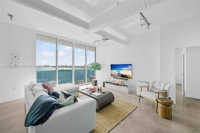 Photo - 700 NE 25th St Apartment