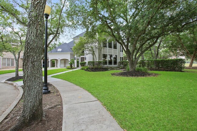 Foto del edificio - 4011 Shallow Pond Ct