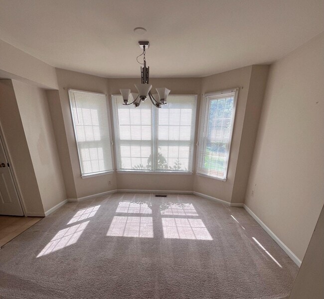 Building Photo - 8686 Manahan Dr