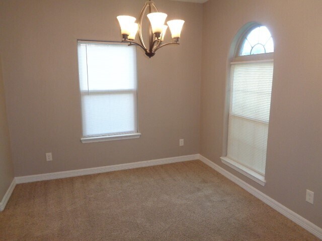 Foto del edificio - 6510 Holly Cove Ln