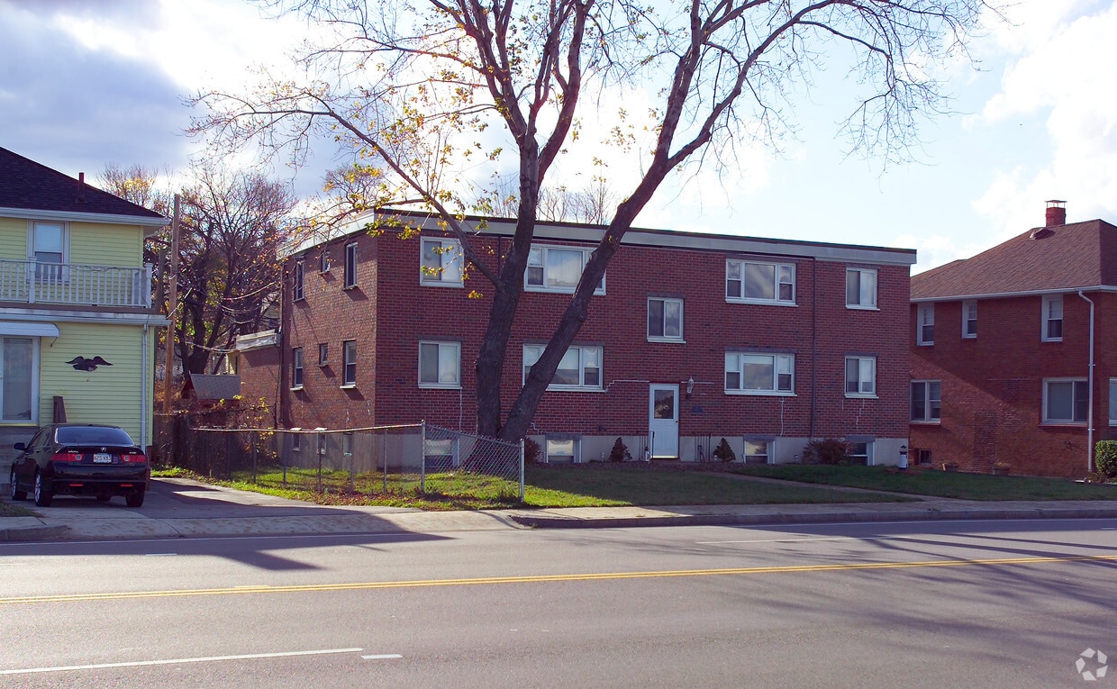 623 Quincy Shore Dr, Quincy, MA 02170 Apartments in Quincy, MA