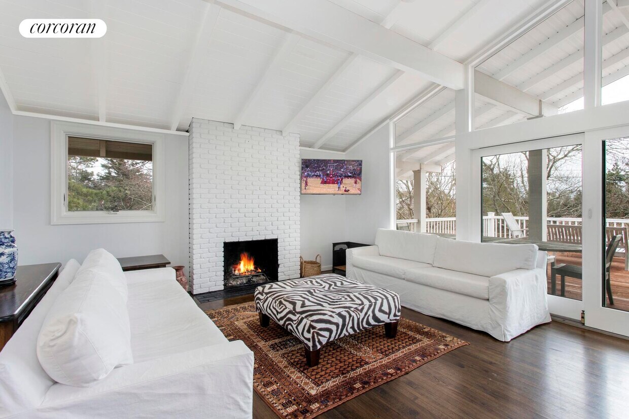 66 Jacqueline Dr, Amagansett, NY 11930 House Rental in Amagansett, NY