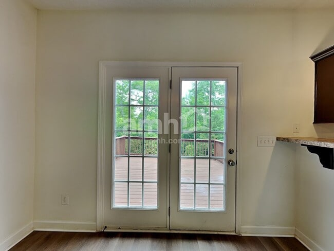 Building Photo - 3053 Bluffhollow Gap