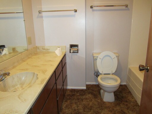 Building Photo - 341 Quail Ln