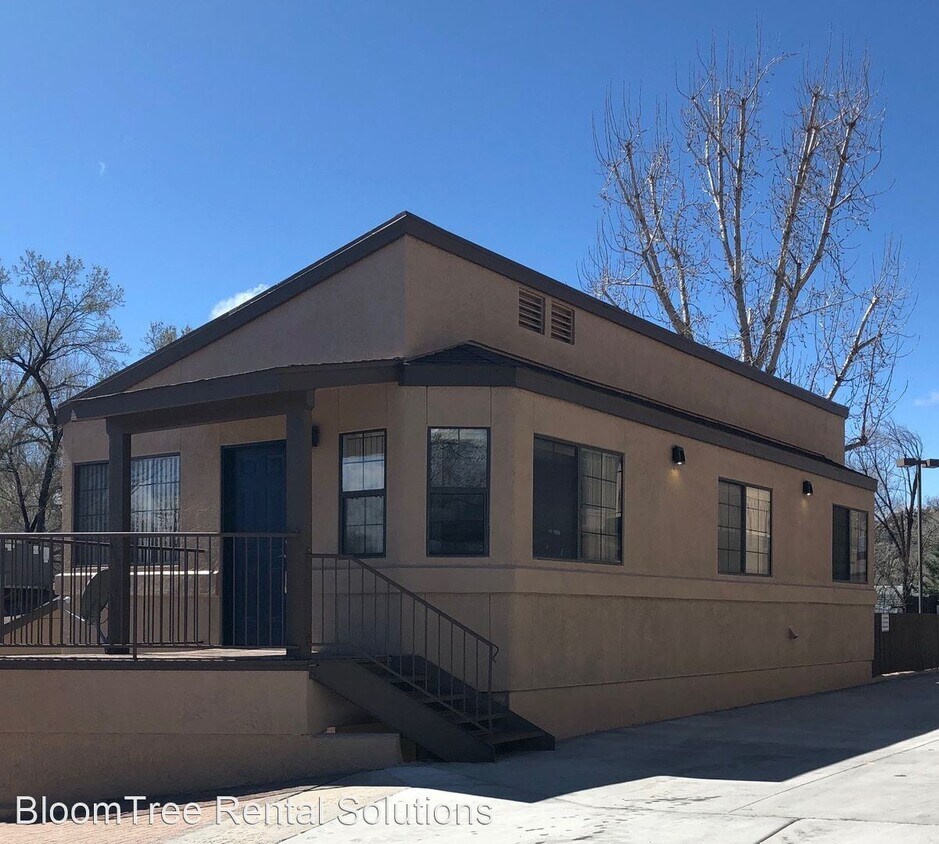 1040 Whipple St, Prescott, AZ 86305 Room for Rent in Prescott, AZ