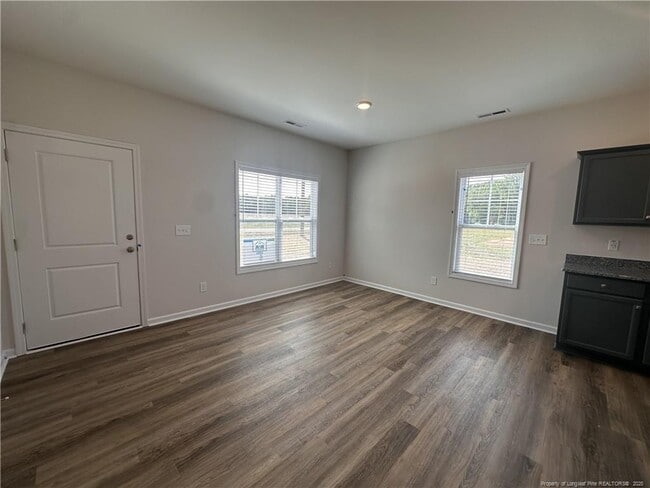 Building Photo - 176 Dalton Dr