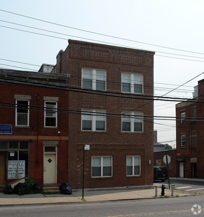 Foto del edificio - 1-3 Scarboro Ave