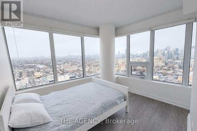 Photo du bâtiment - 19 Western Battery Rd