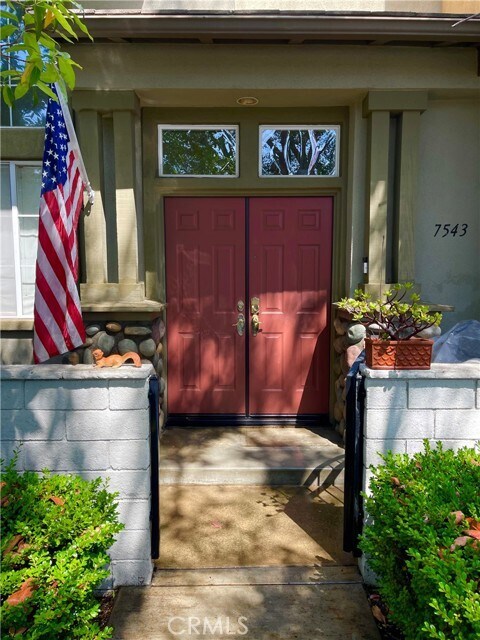 Foto del edificio - 7543 Quiet Cove Cir