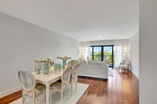 Foto del edificio - 3605 S Ocean Blvd