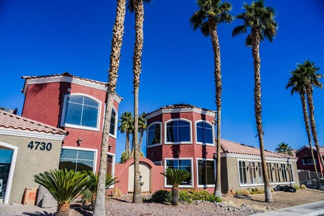 Foto del edificio - Like-New 2BR/2BA Condo in Gated Manzanita Community – Vaulted Ceilings & Fireplace!