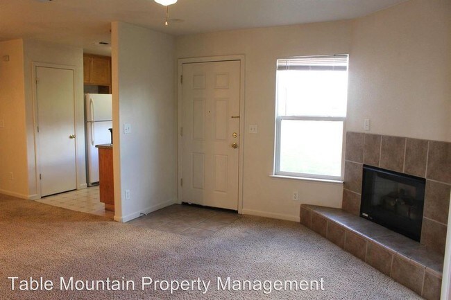 Building Photo - 2110 Fogg Ave