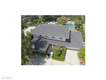 Primary Photo - 15071 Valley Vista Blvd