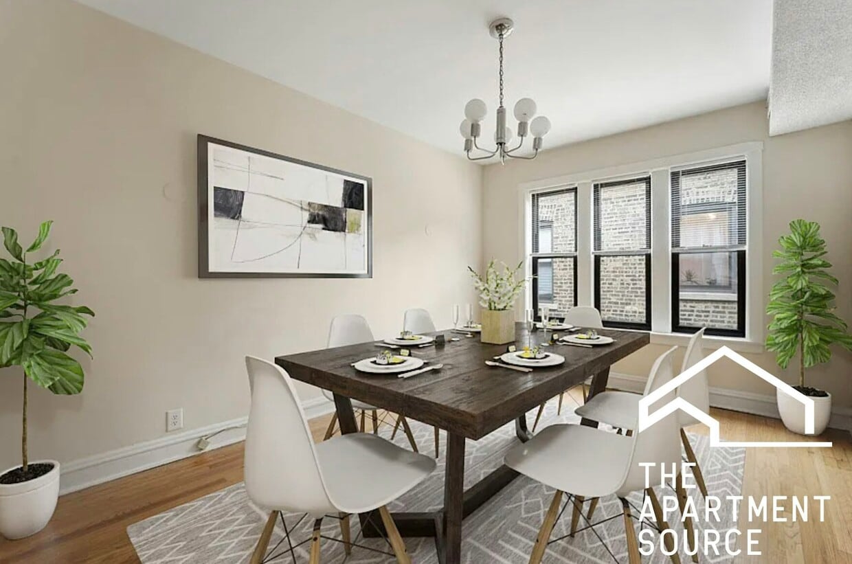 Foto principal - 3527 N Racine Ave