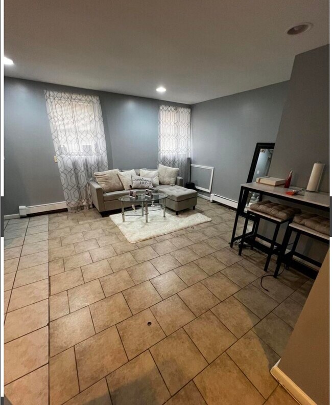 Foto del edificio - 40 Myrtle Ave