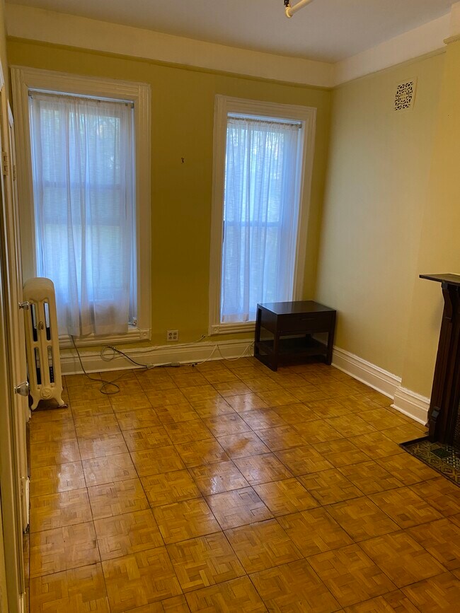 Foto del edificio - 356 W 118th St