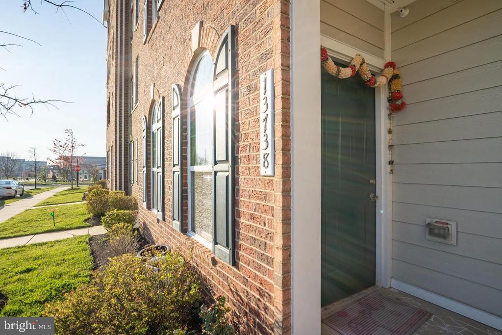 13738 Atlantis St, Herndon, VA 20171 Townhome Rentals in Herndon VA