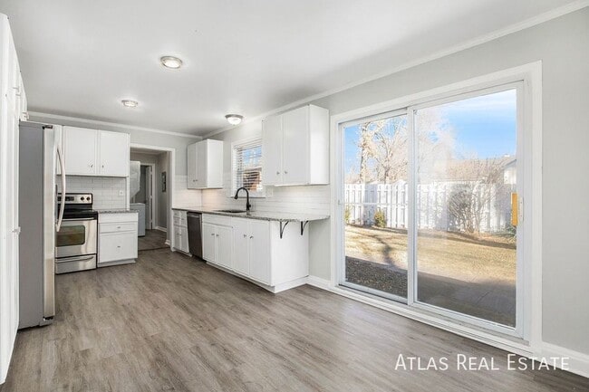 Building Photo - 7543 Booth Dr