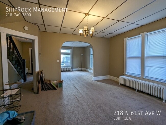Building Photo - 218 N 61st Ave W