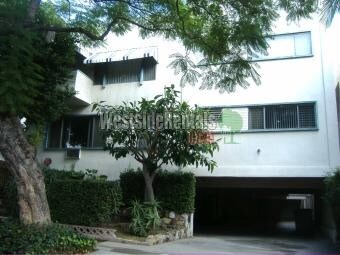 Primary Photo - 1020 N Edinburgh Ave