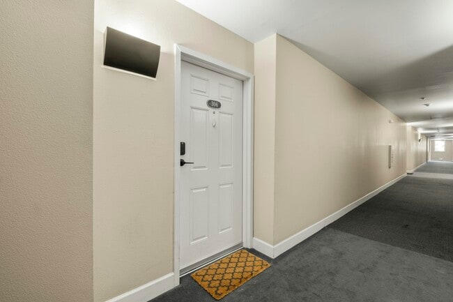 Photo - 21 N 2nd St Apartment