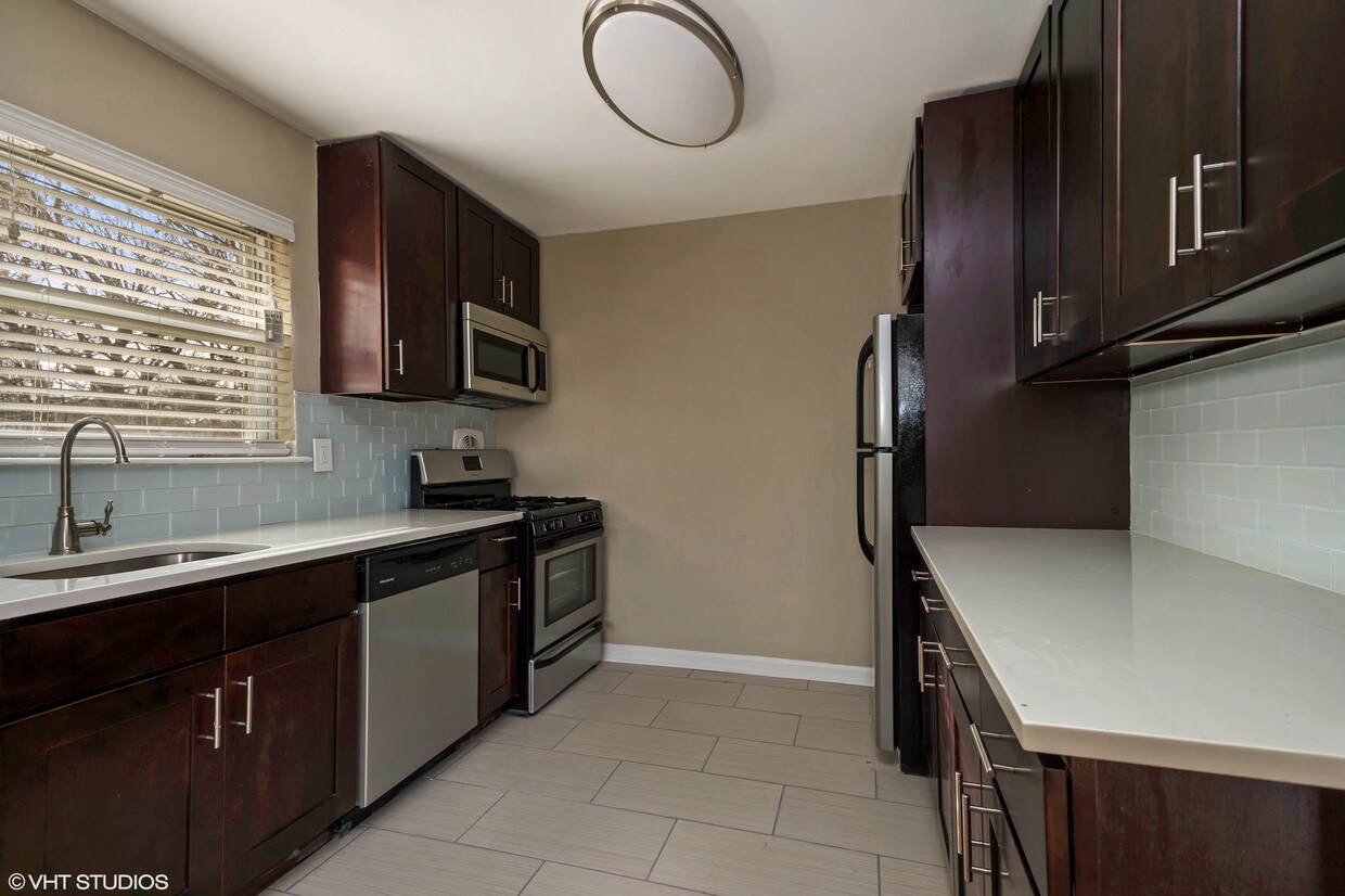 Metropark Station Apartments Iselin Metropark Station Apartments Iselin