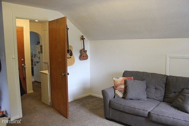 Foto del edificio - 3853 Quakerbridge Rd