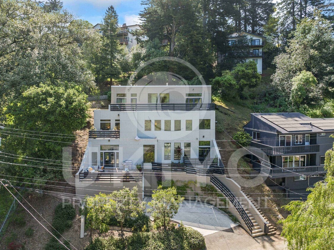 Foto principal - 6588 Longwalk Dr